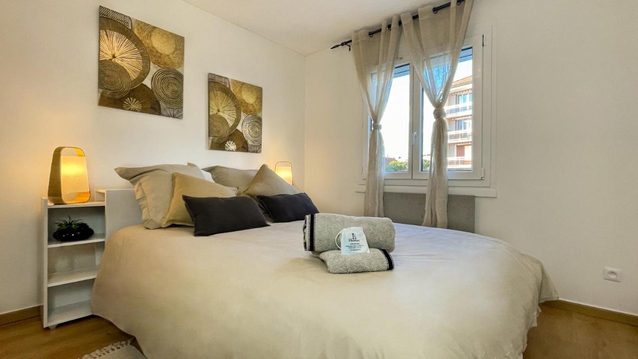 Homey Wood - New - Appartement Avec Une Chambre - Parking Prive Gratuit - Balcon Prive - A 5 Min De La Gare Pour Rejoindre Geneve Annemasse Zewnętrze zdjęcie